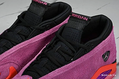 LOW JORDAN SHOCKING (W) PINK RETRO 14 1012